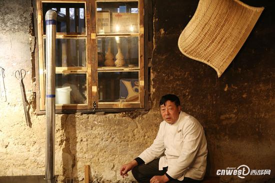 宁陕一小山村山民搬走了 留下的土坯房变美味餐厅