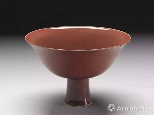 明永乐 红釉暗龙纹高足碗