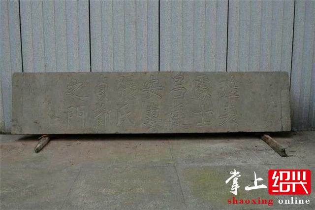 无私市民向博物馆捐古董宝贝 背景大有来头