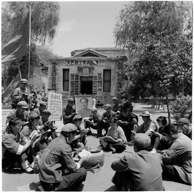 老摄影记者镜头中的昔日中国