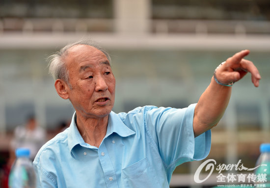 足协发文哀悼张俊秀 赞其为中国足球里程碑式传奇人物