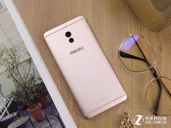 长假要追剧？八款长续航手机陪你度国庆 