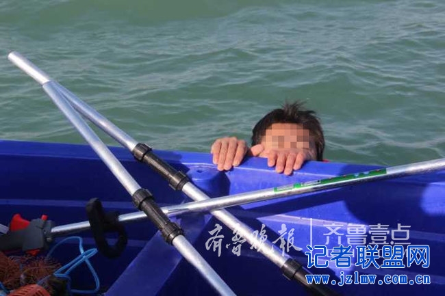 烟台：外地男子太大胆！大风天敢乘自制塑料船出海