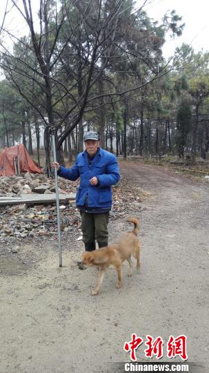 安徽父子俩30余年守护“大水缸”