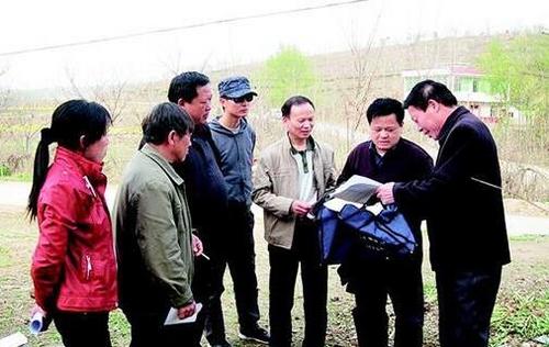 3年创作乡村题材戏剧本17部“扶贫队长”成抢手编剧