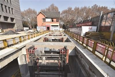 南京向历史建筑“借地”民国建筑下“掏”出8层车库