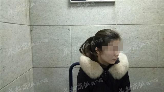 两女生免费洗脸遭强迫消费2.3万 美容店8人被拘